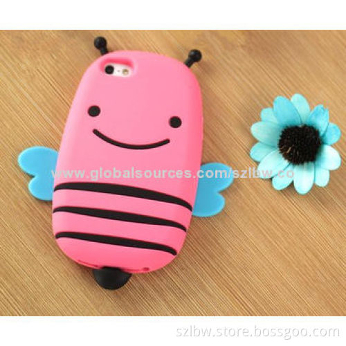 Rubber/Soft Silicone Skin Cases/Covers for iPhone 6, Blue 3D Cartoon Little Bee Design